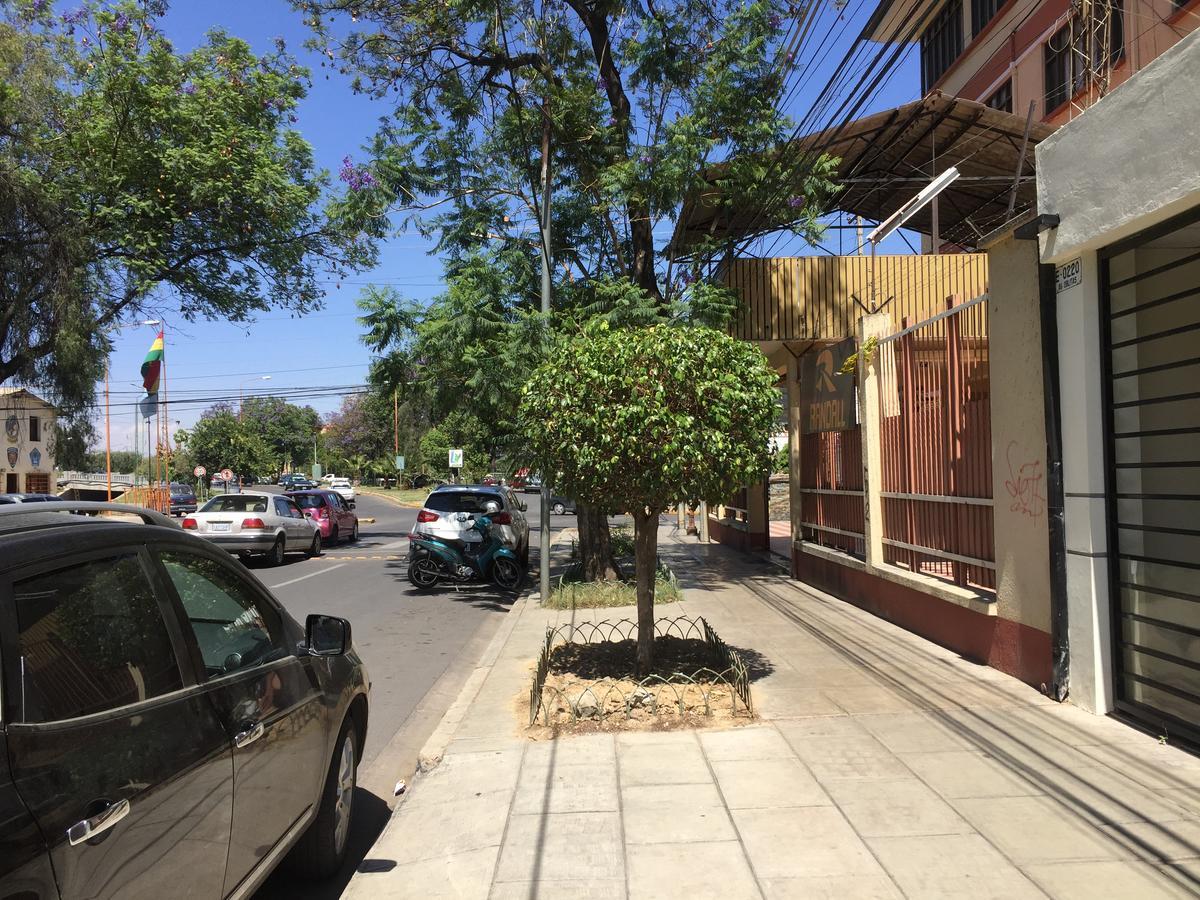 Hotel Oblitas Cochabamba Exterior photo